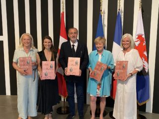Accueil Mme l'Ambassadrice du Canada en France