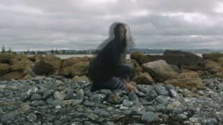 asinnajaq, Rock Piece (Ahuriri Edition), 2018. Vidéo, 4’02’’.